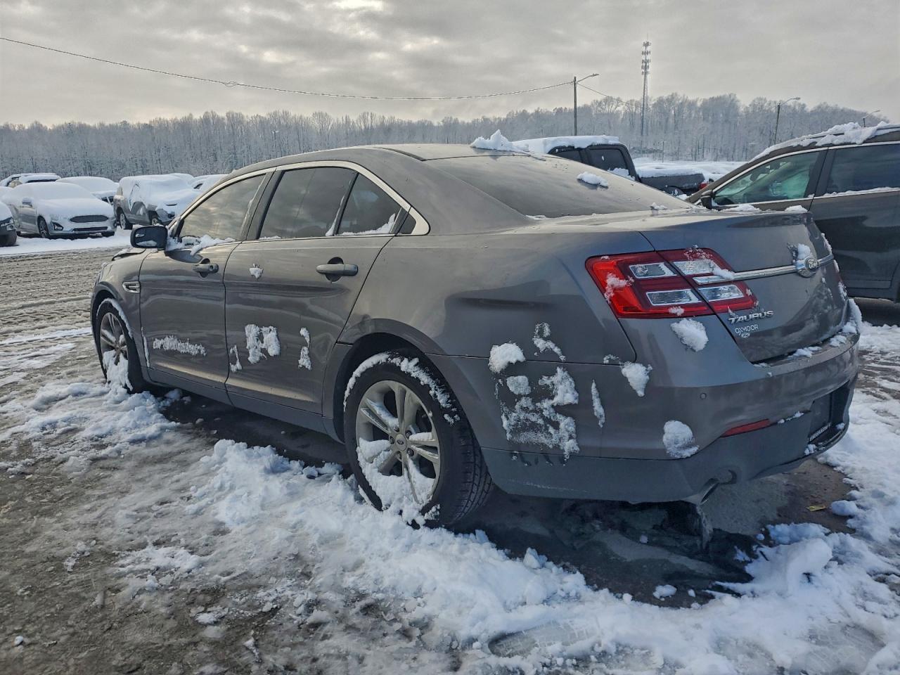 2014 FORD TAURUS SEL photo 2