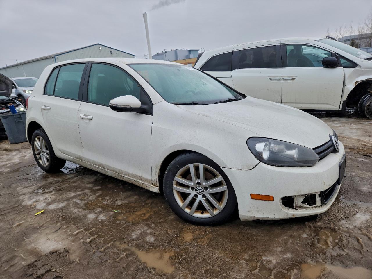 2011 VOLKSWAGEN GOLF photo 4