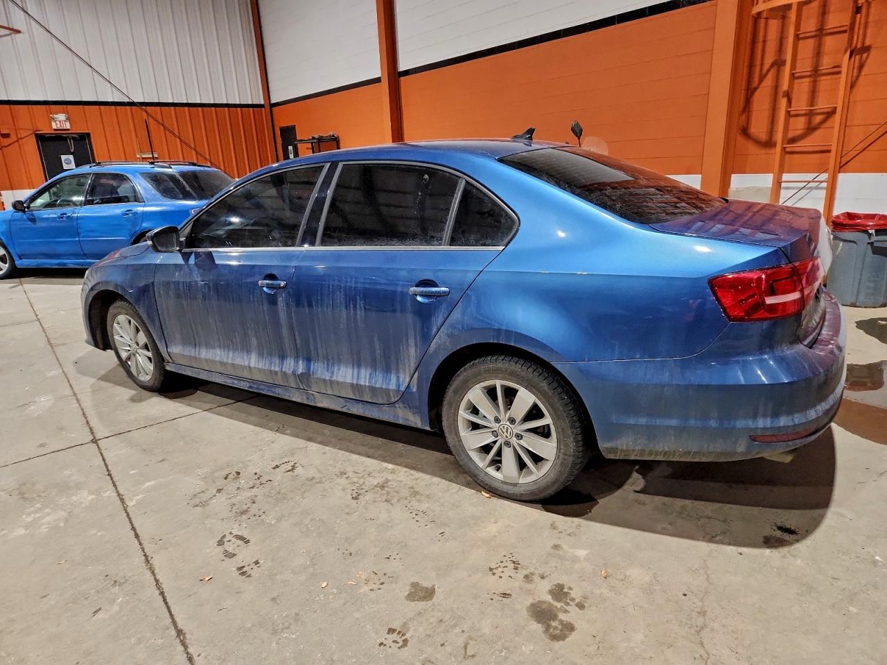 2015 VOLKSWAGEN JETTA BASE photo 2