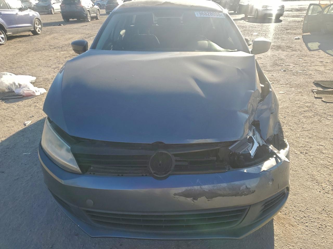 2014 VOLKSWAGEN JETTA photo 5