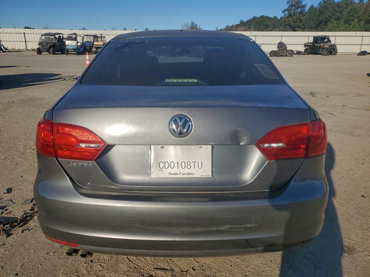 2014 VOLKSWAGEN JETTA photo 6