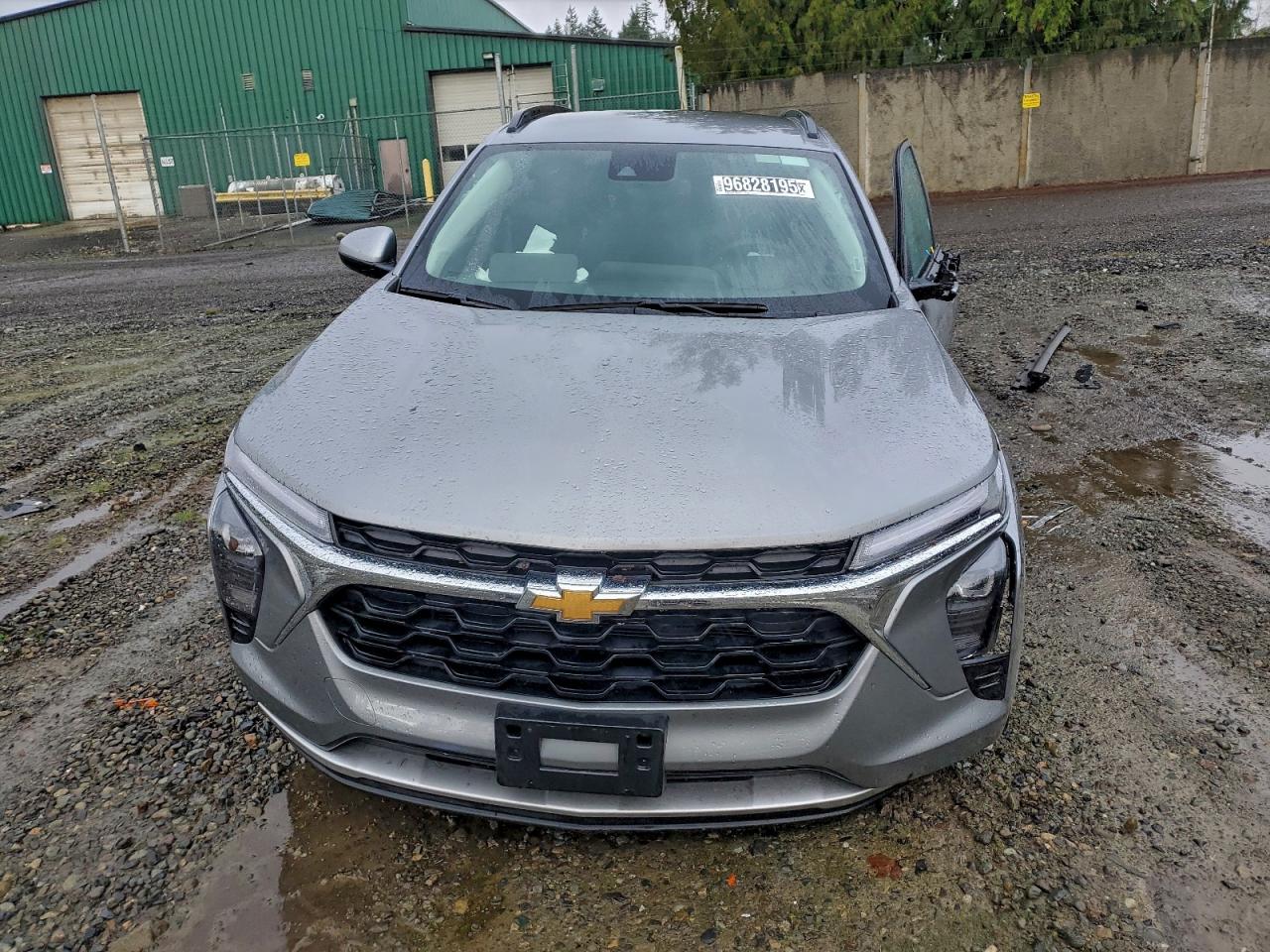 2025 CHEVROLET TRAX 1LT photo 5