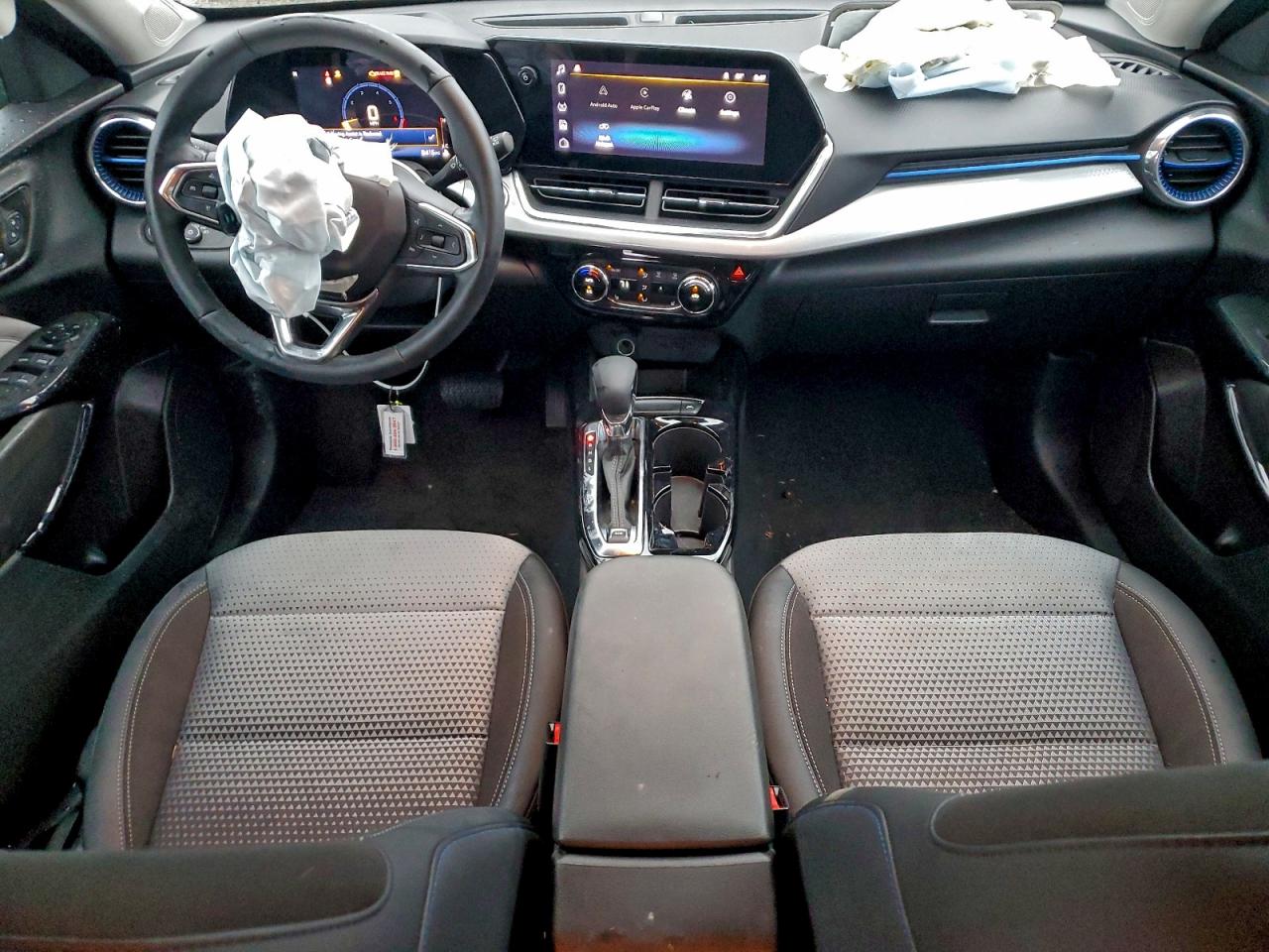 2025 CHEVROLET TRAX 1LT photo 8