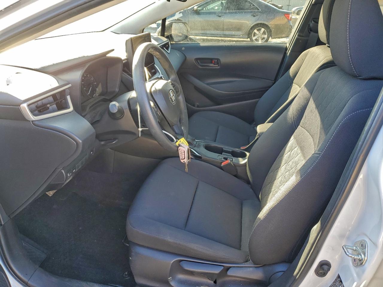 2024 TOYOTA COROLLA LE photo 7