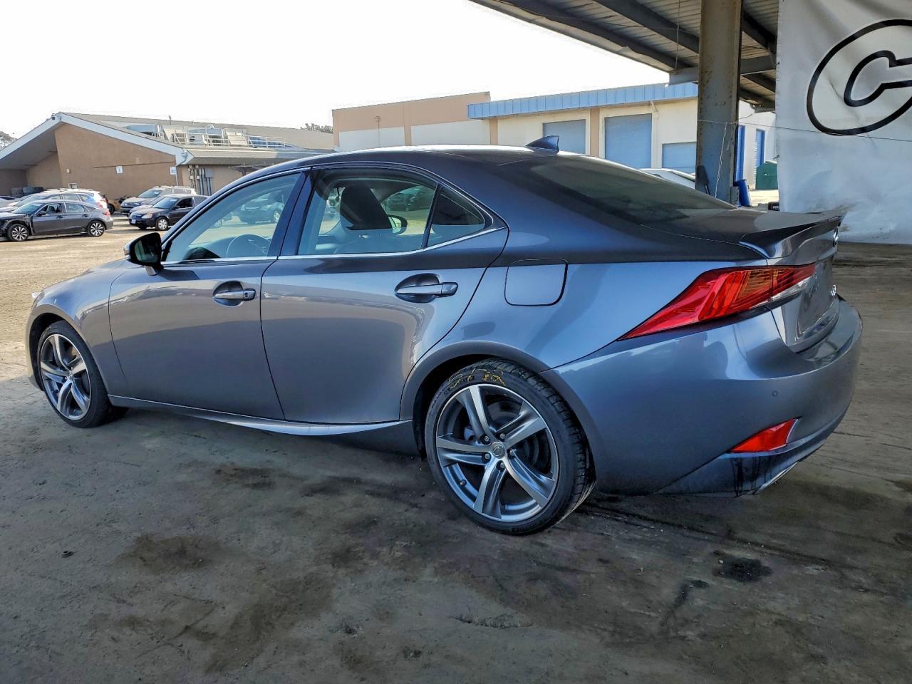 2017 LEXUS IS 200T photo 2