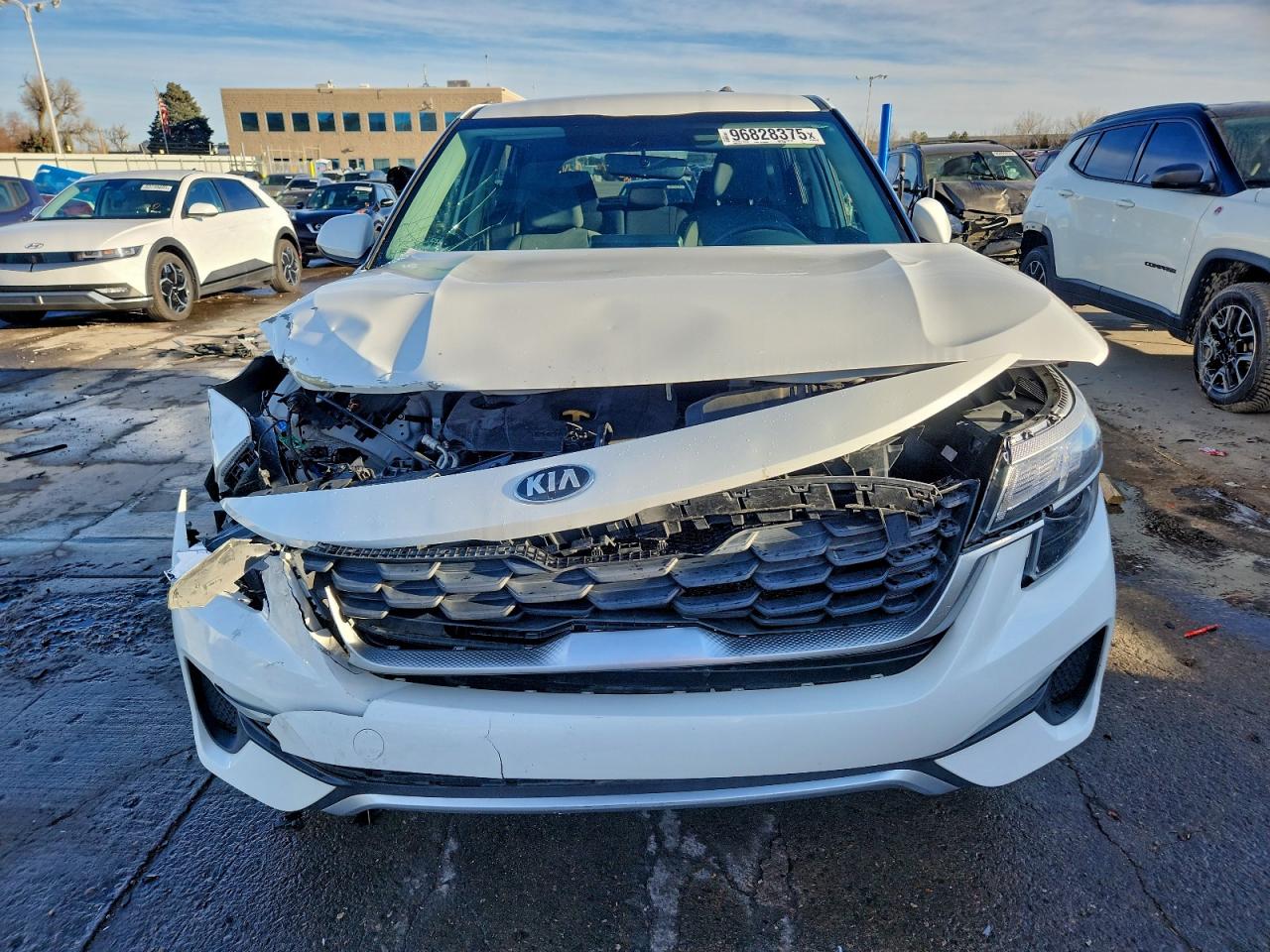 2021 KIA SELTOS LX photo 5