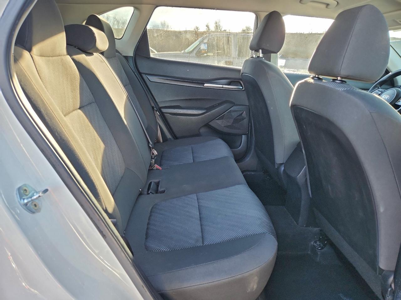2021 KIA SELTOS LX photo 11