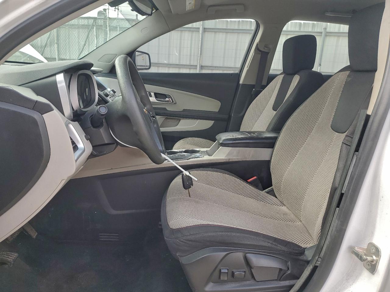 2017 CHEVROLET EQUINOX LS photo 7