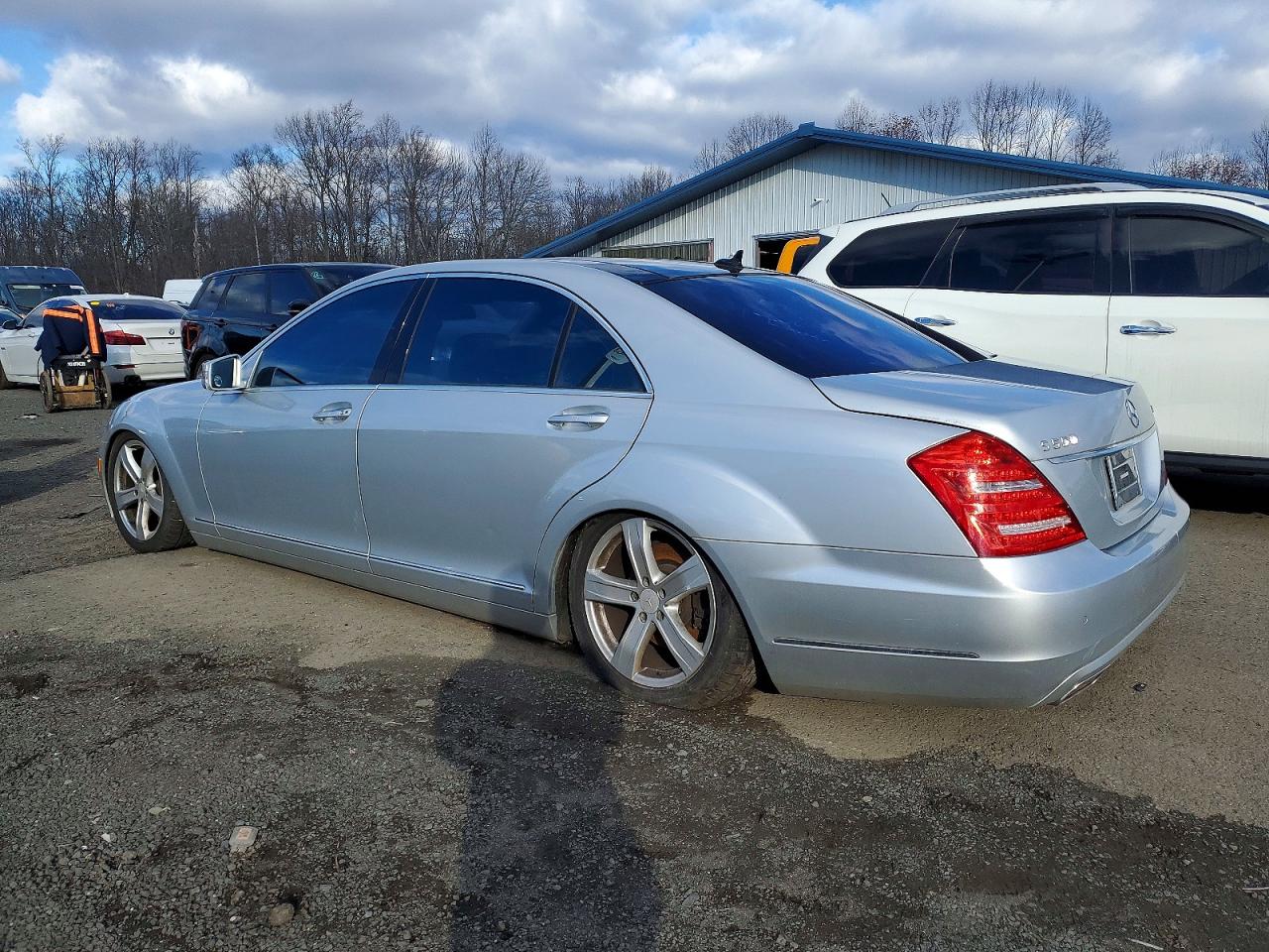 2011 MERCEDES-BENZ S 550 4MATIC photo 2
