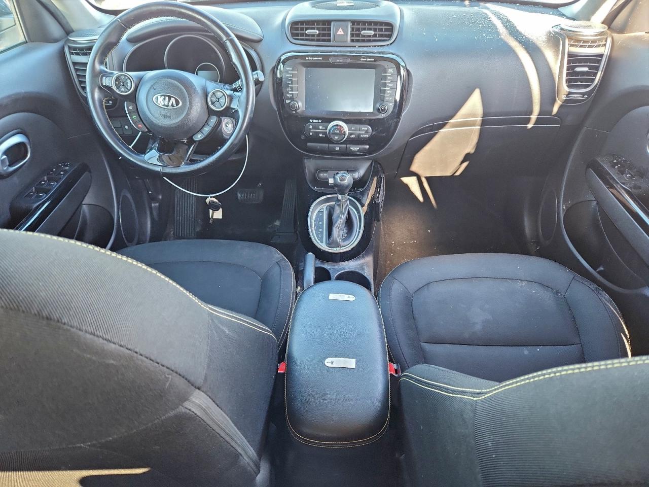 2016 KIA SOUL + photo 8