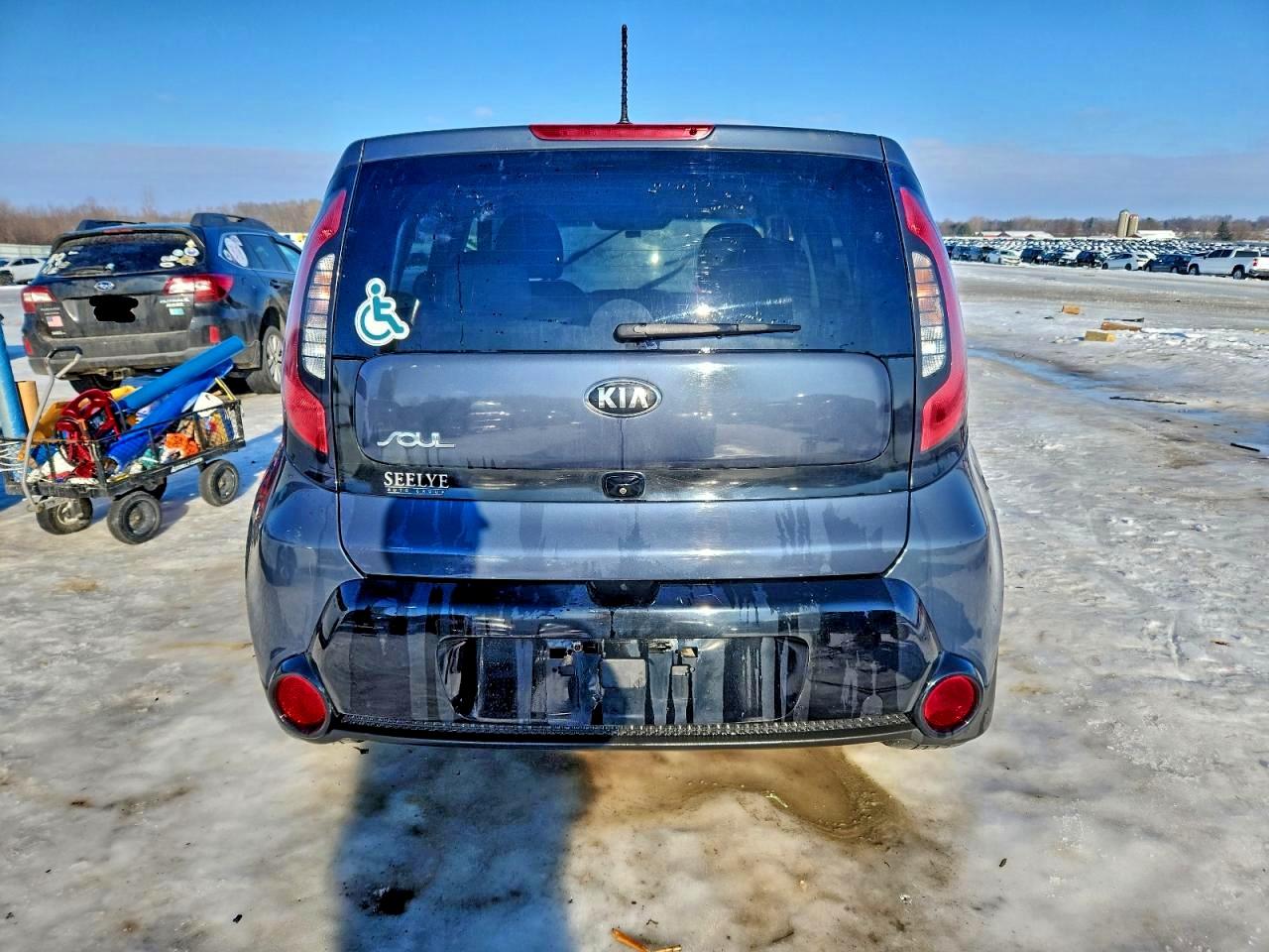 2016 KIA SOUL + photo 6