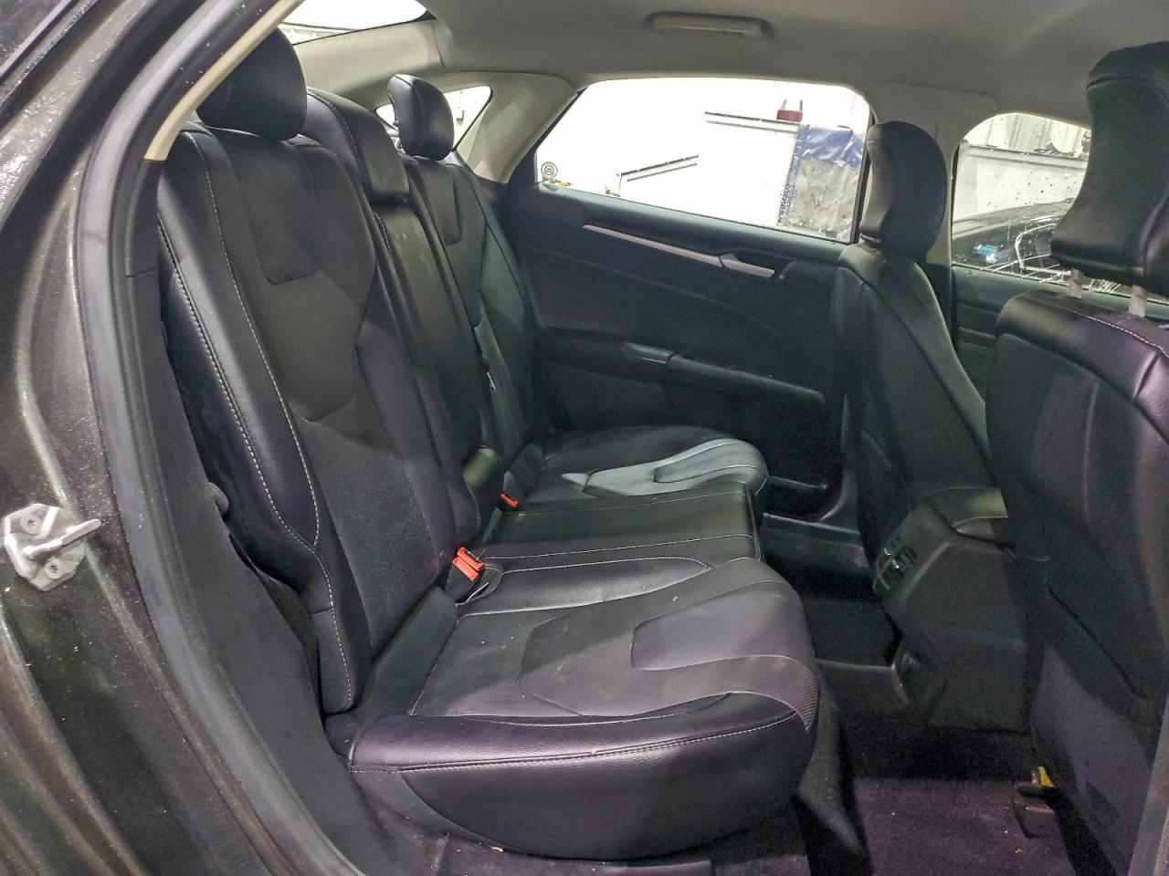 2017 FORD FUSION TITANIUM photo 10
