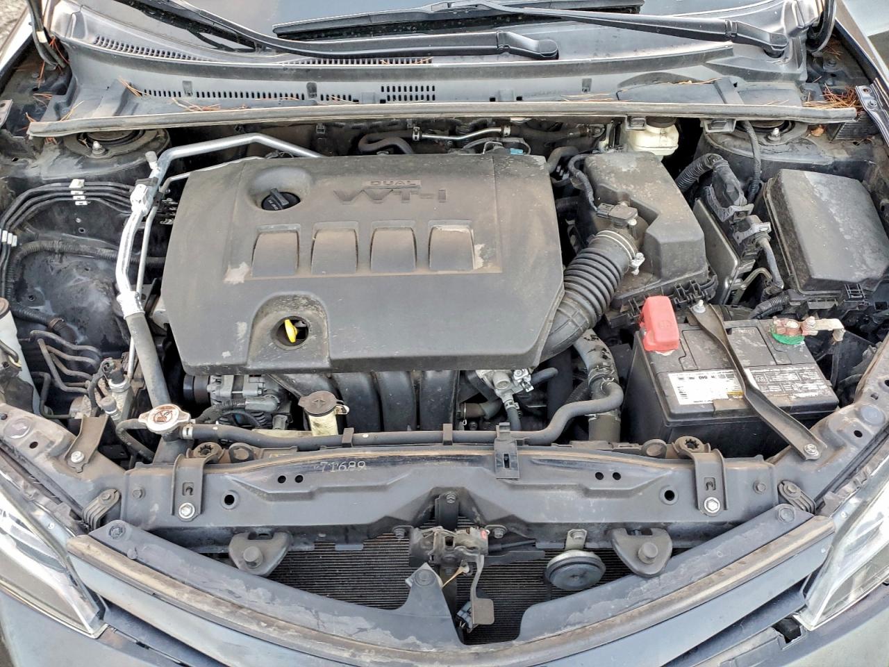 2018 TOYOTA COROLLA L photo 11