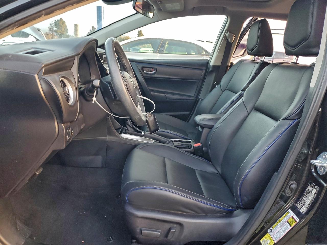 2018 TOYOTA COROLLA L photo 7