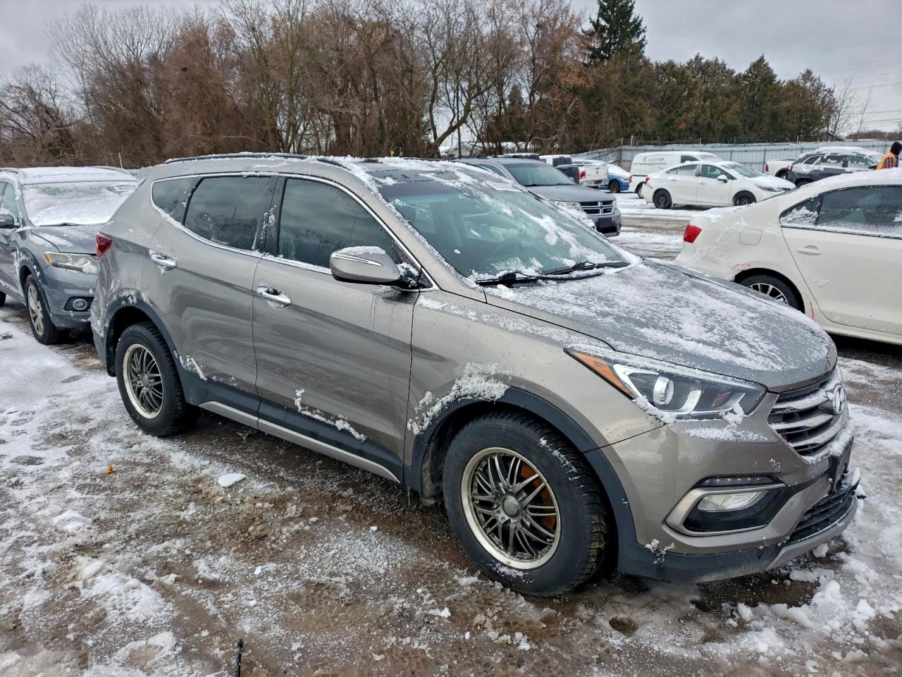 2017 HYUNDAI SANTA FE SPORT photo 4
