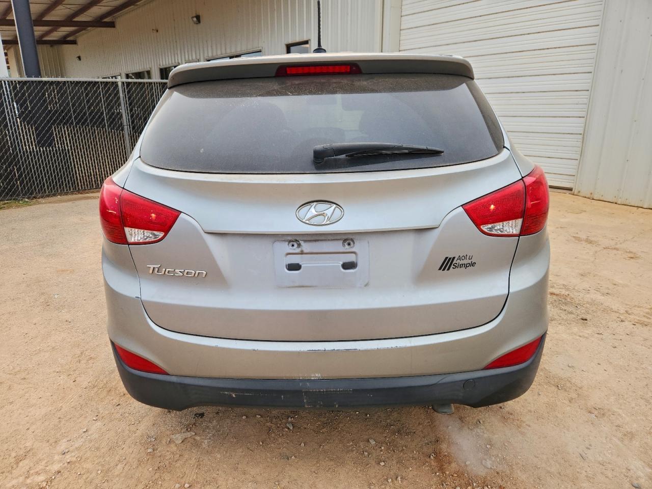 2015 HYUNDAI TUCSON GLS photo 6