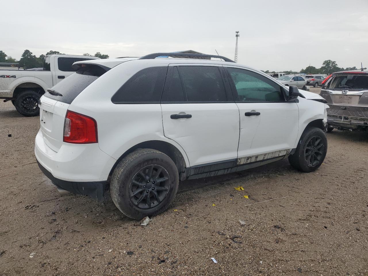 2014 FORD EDGE SE photo 3