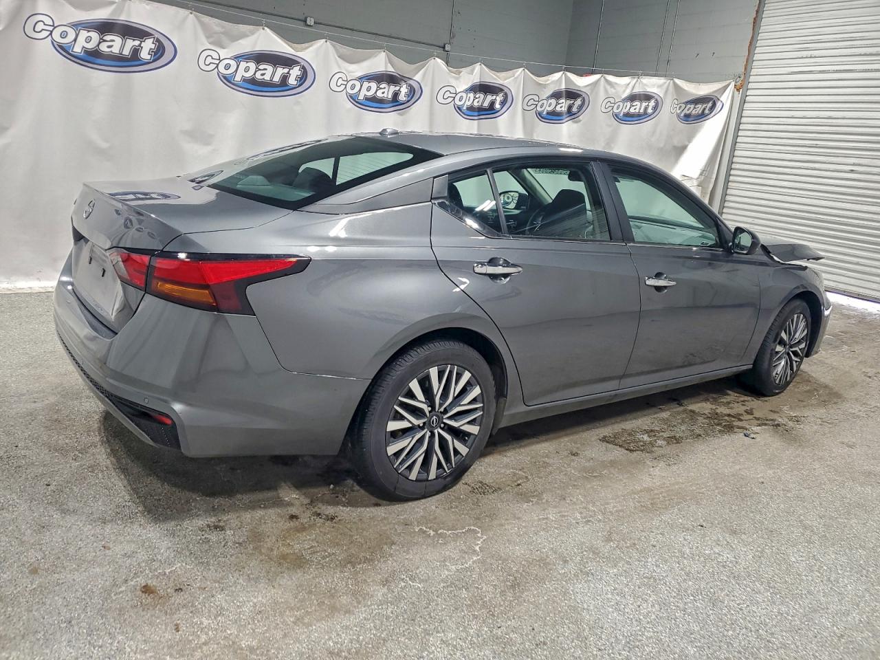2025 NISSAN ALTIMA SV photo 3