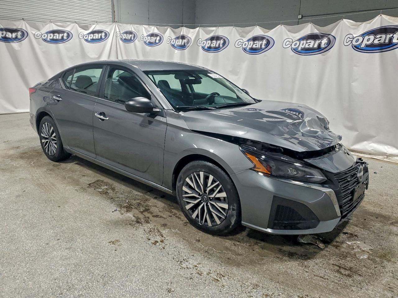 2025 NISSAN ALTIMA SV photo 4