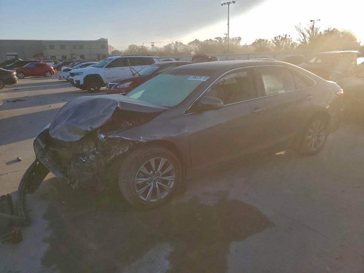 2016 TOYOTA CAMRY