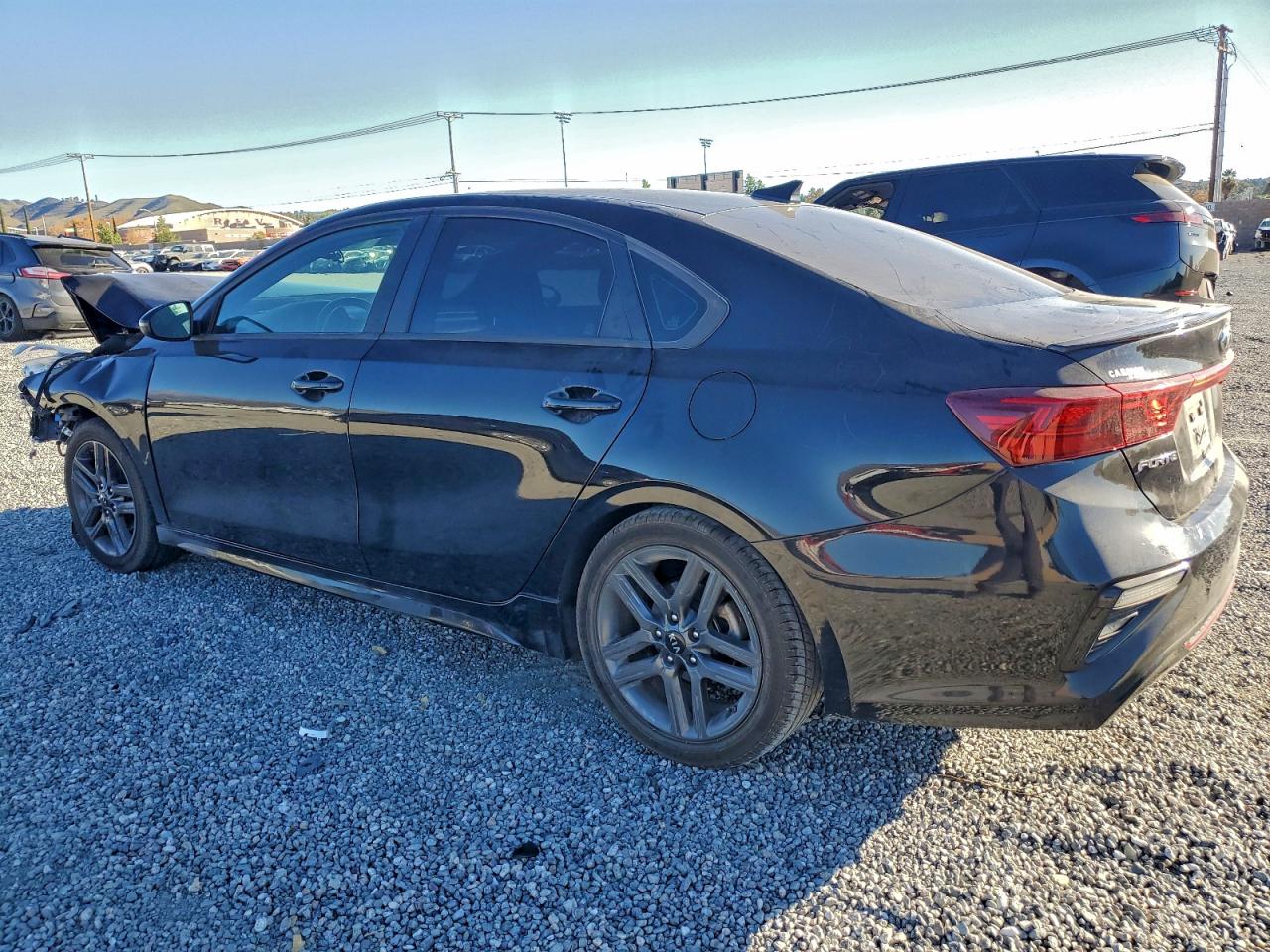 2021 KIA FORTE GT LINE photo 2