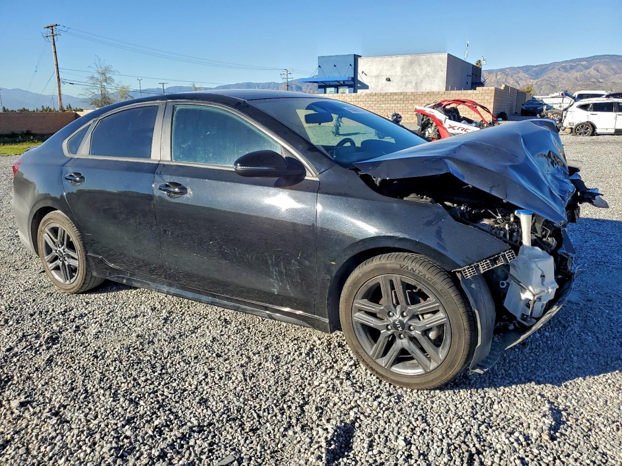 2021 KIA FORTE GT LINE photo 4