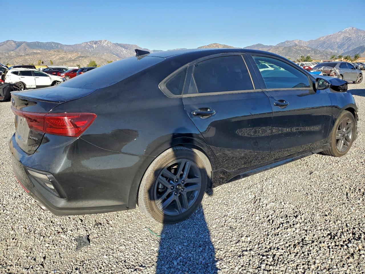 2021 KIA FORTE GT LINE photo 3