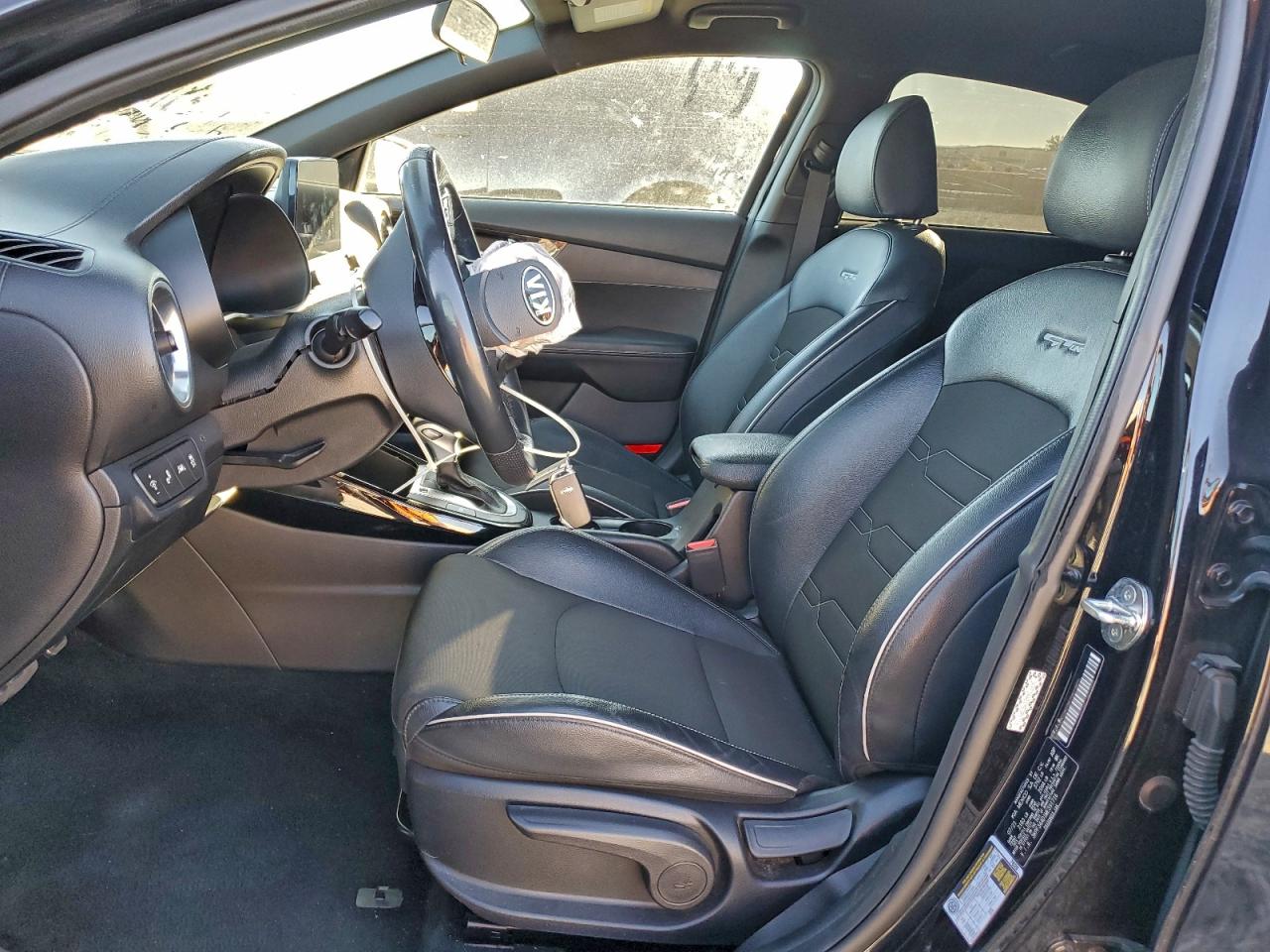 2021 KIA FORTE GT LINE photo 7