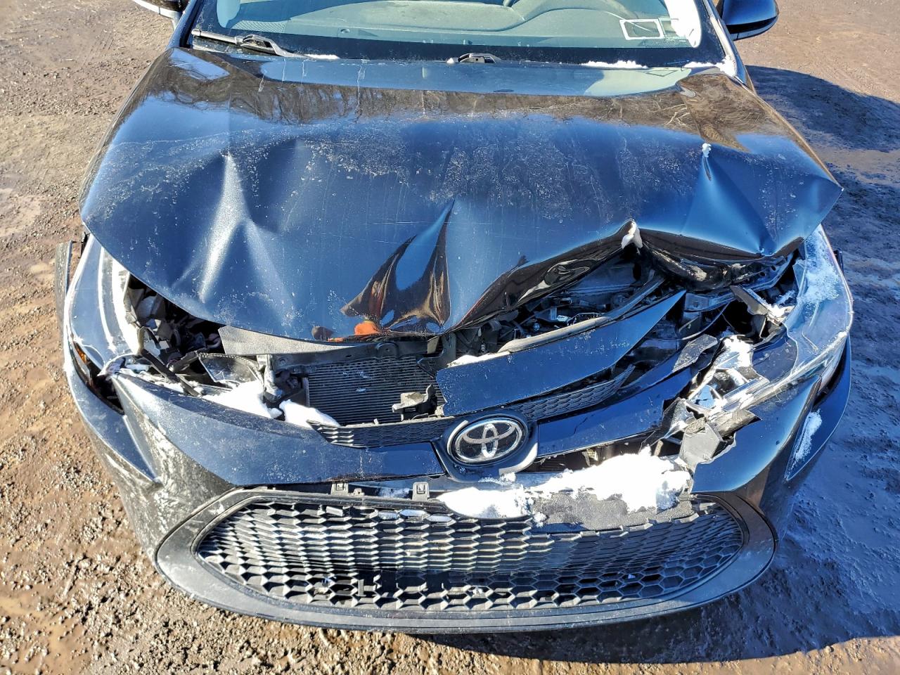 2022 TOYOTA COROLLA LE photo 11