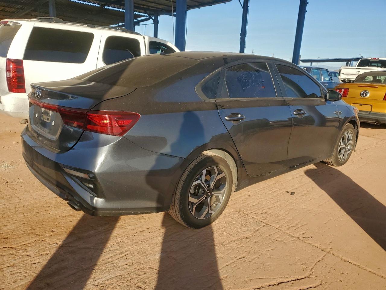 2021 KIA FORTE FE photo 3