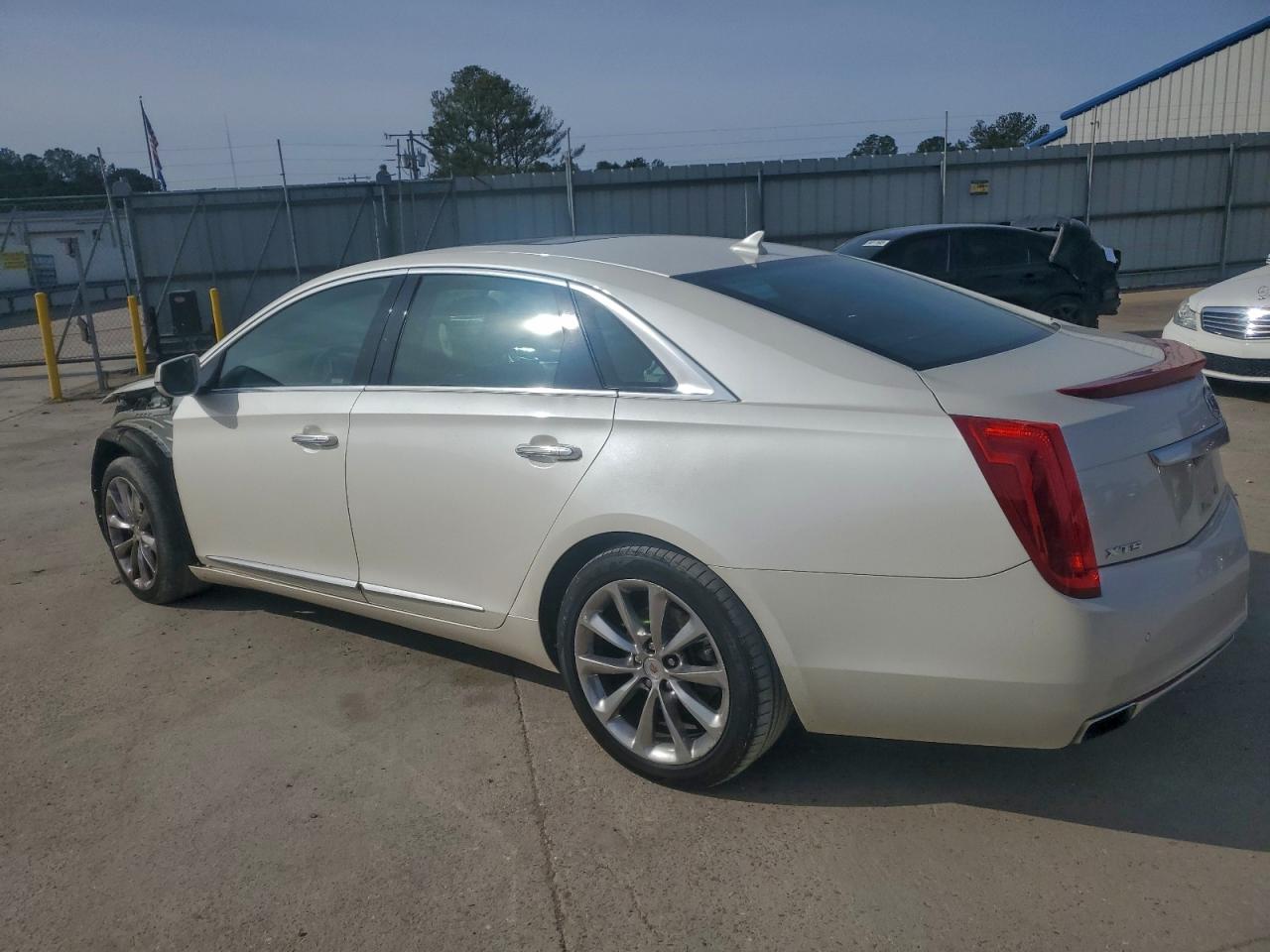 2014 CADILLAC XTS PREMIUM COLLECTION photo 2