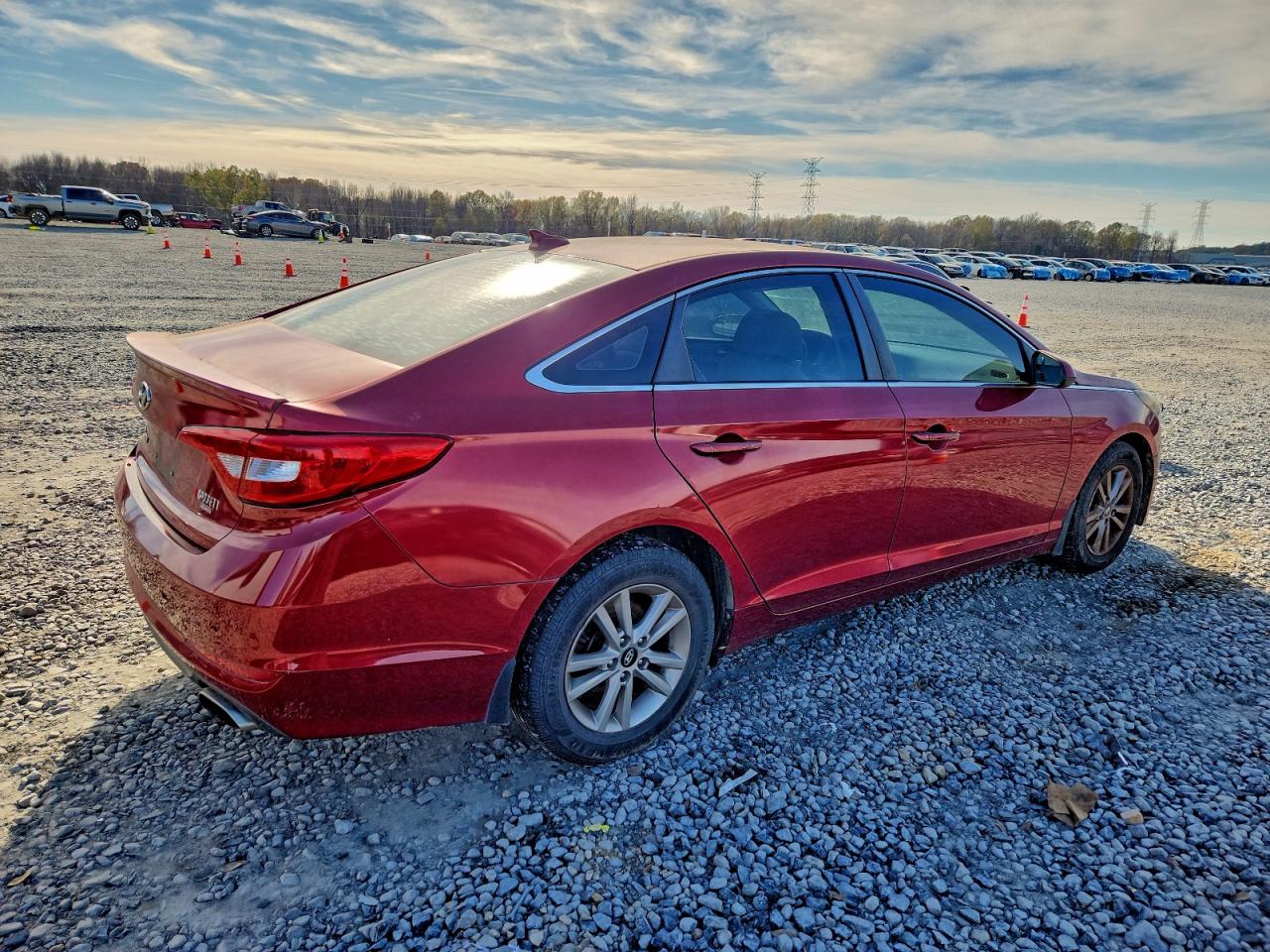 2015 HYUNDAI SONATA SE photo 3