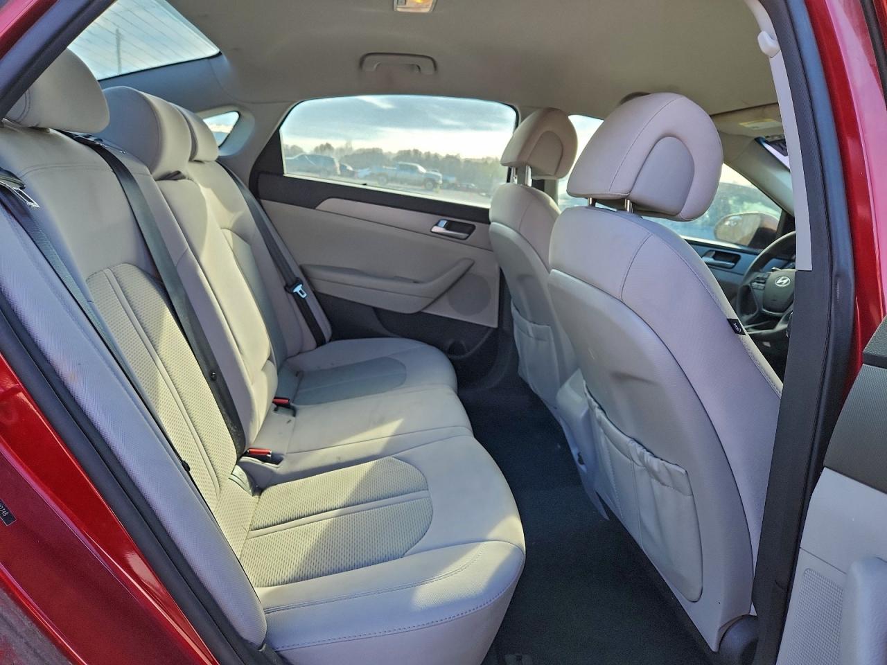 2015 HYUNDAI SONATA SE photo 10
