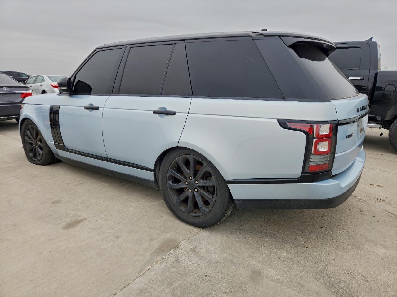 2015 LAND ROVER RANGE ROVER HSE photo 2