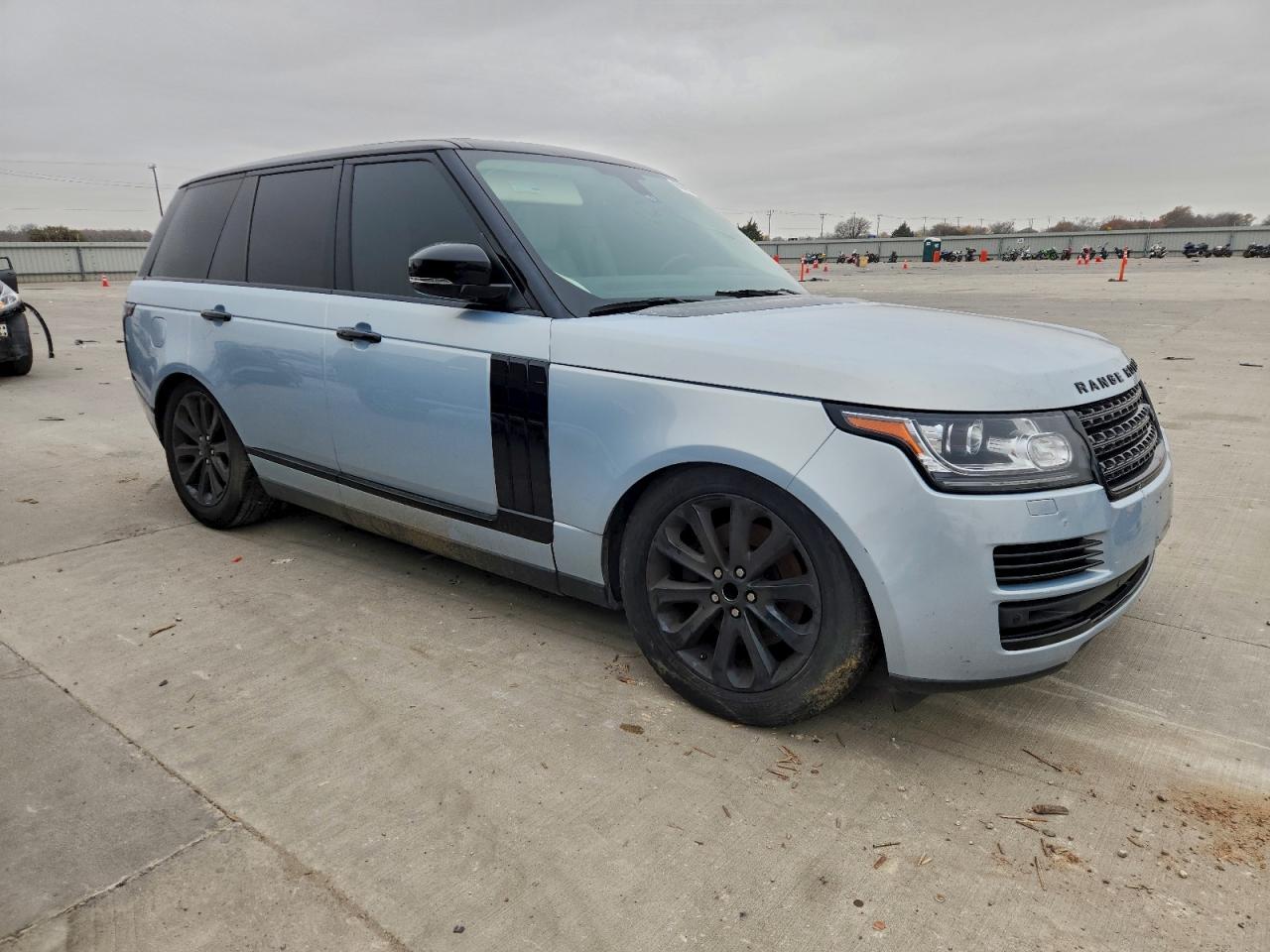 2015 LAND ROVER RANGE ROVER HSE photo 4