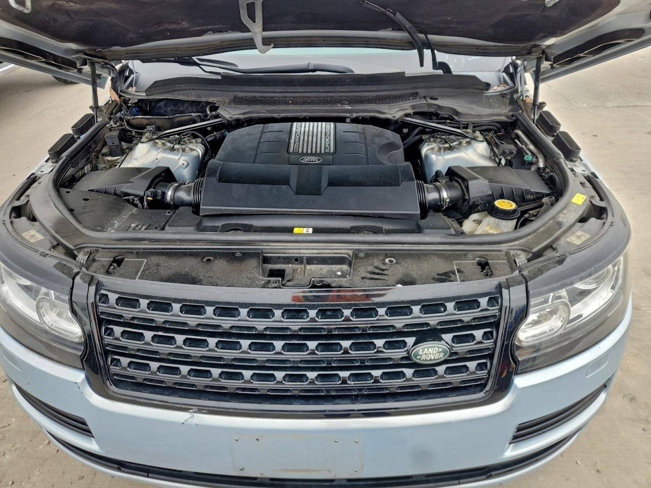 2015 LAND ROVER RANGE ROVER HSE photo 11