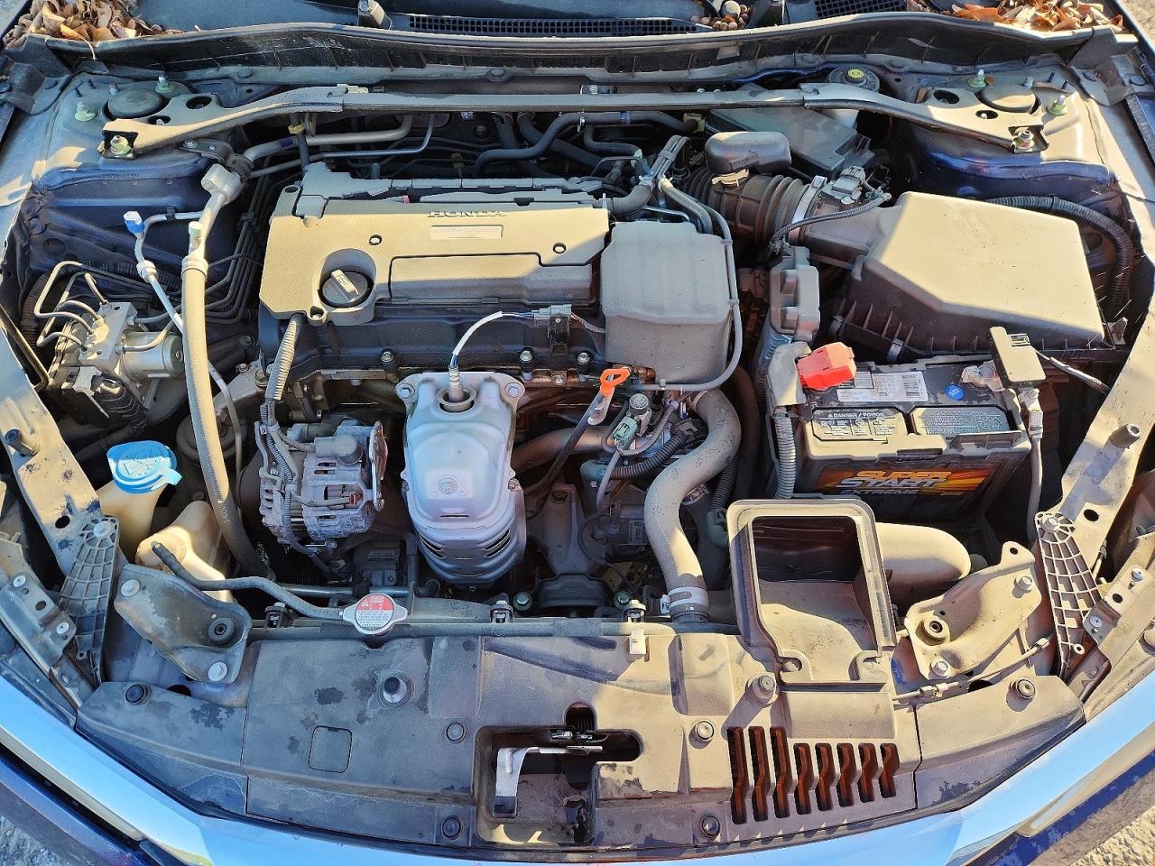 2016 HONDA ACCORD photo 11