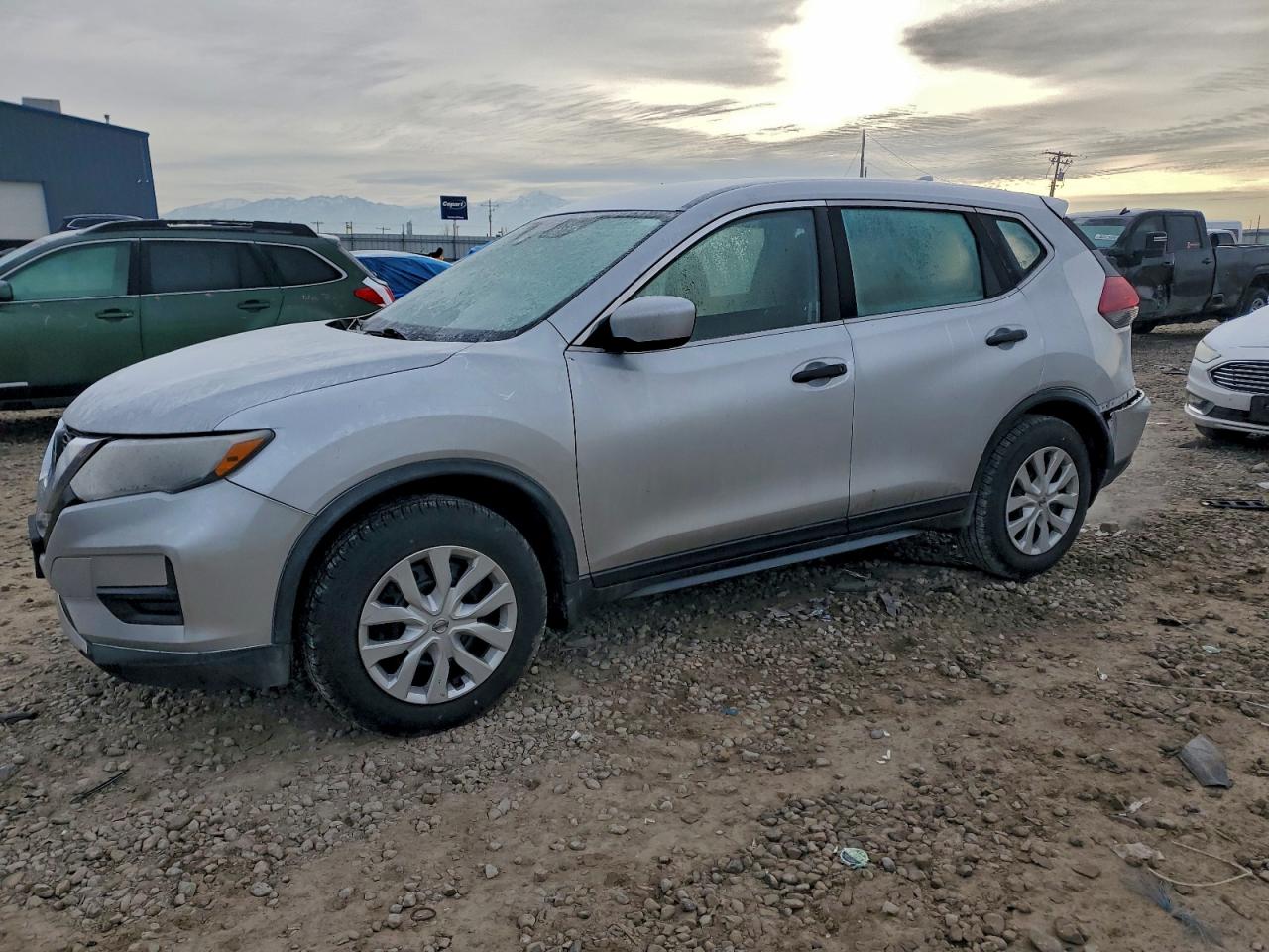 2019 NISSAN ROGUE