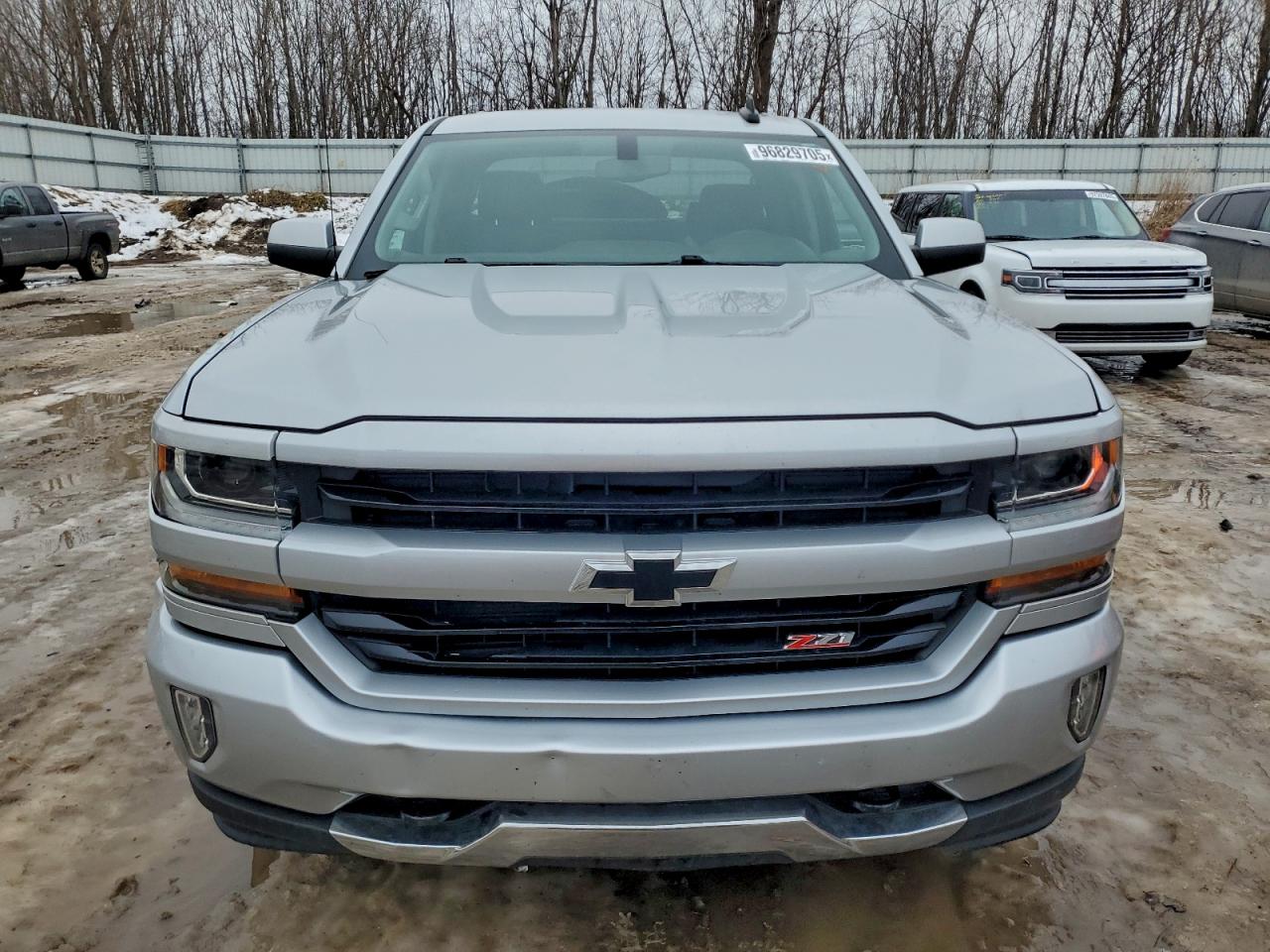 2018 CHEVROLET SILVERADO K1500 LT photo 5