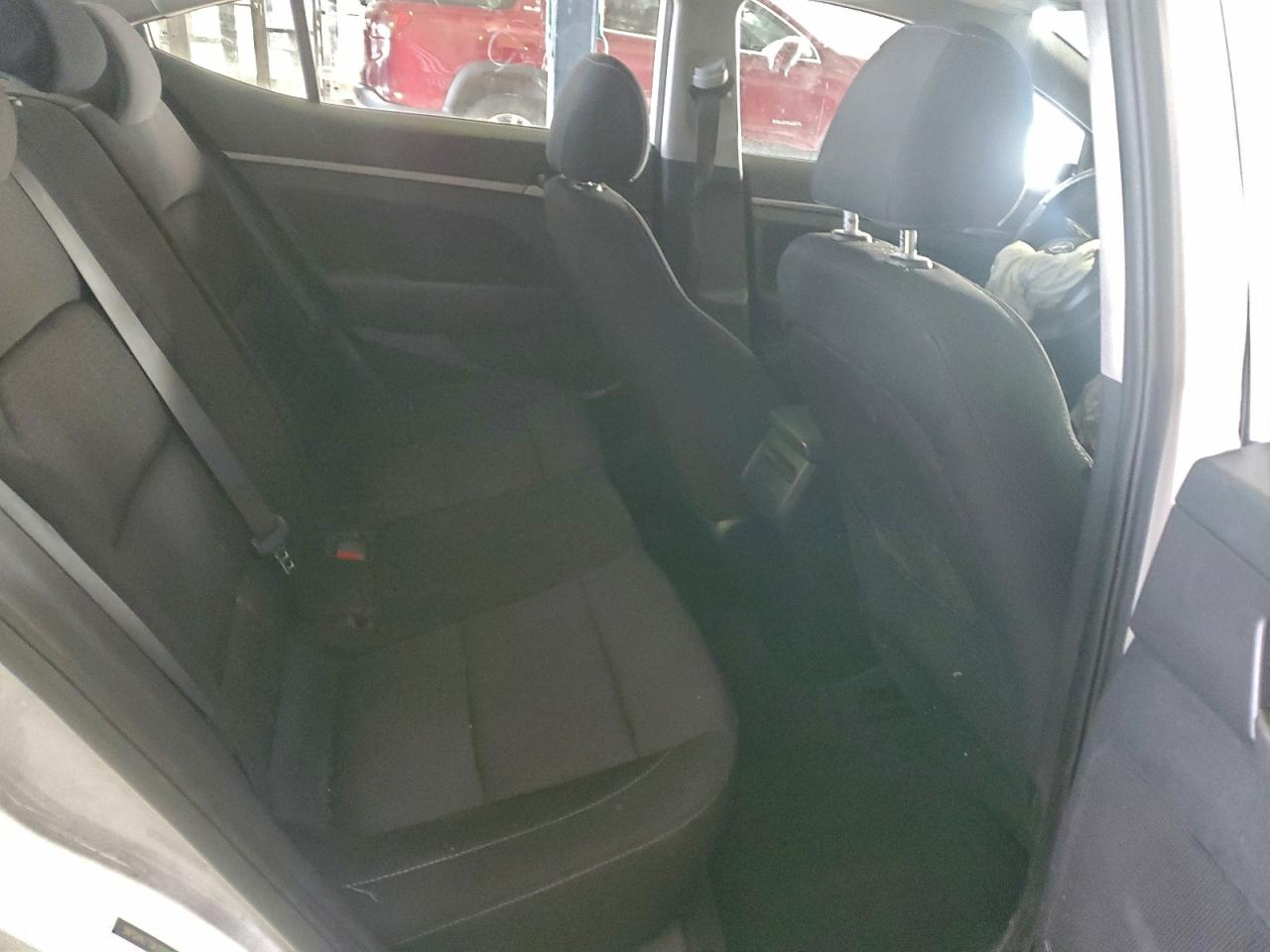 2018 HYUNDAI ELANTRA SEL photo 10