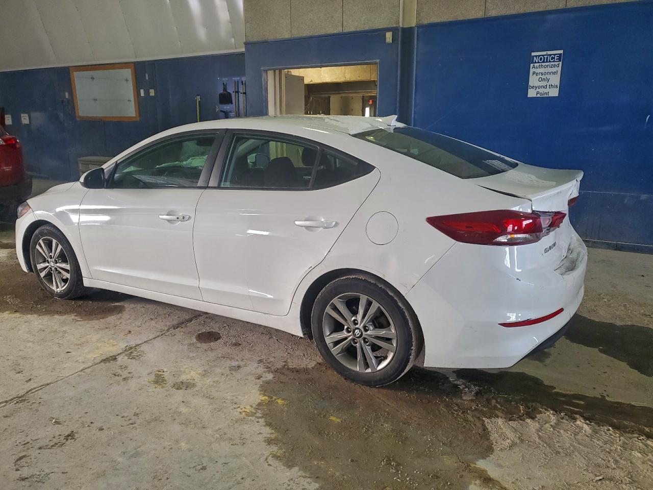 2018 HYUNDAI ELANTRA SEL photo 2