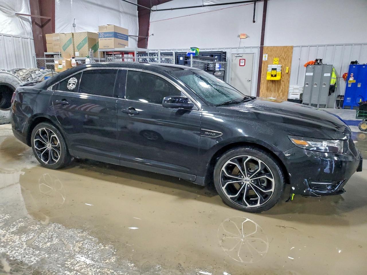 2015 FORD TAURUS SHO photo 4