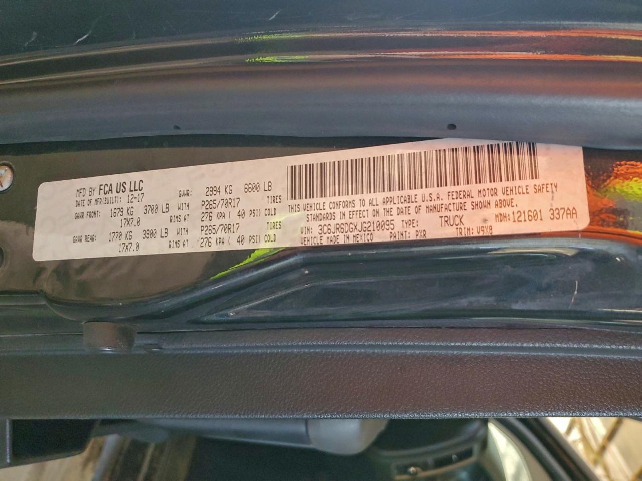 2018 RAM 1500 ST photo 13