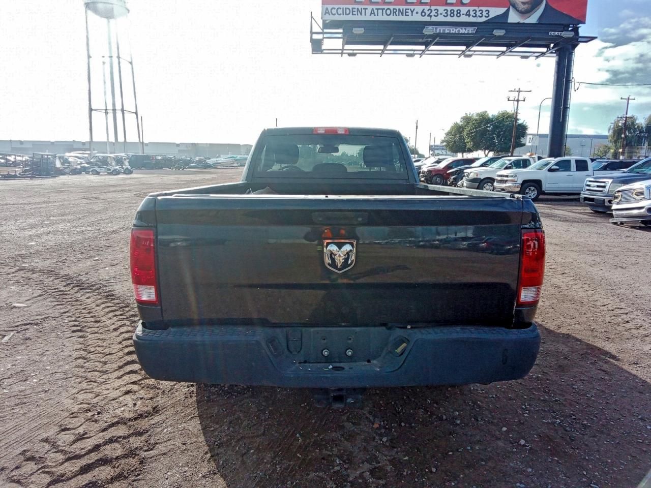 2018 RAM 1500 ST photo 6