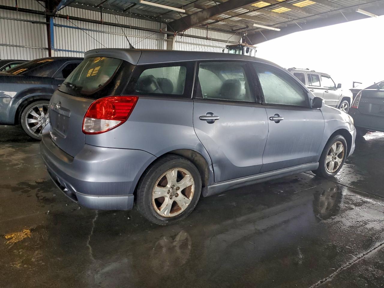 2003 TOYOTA COROLLA MATRIX XR photo 3