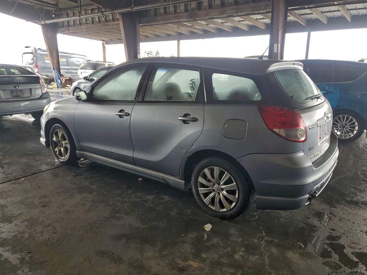 2003 TOYOTA COROLLA MATRIX XR photo 2