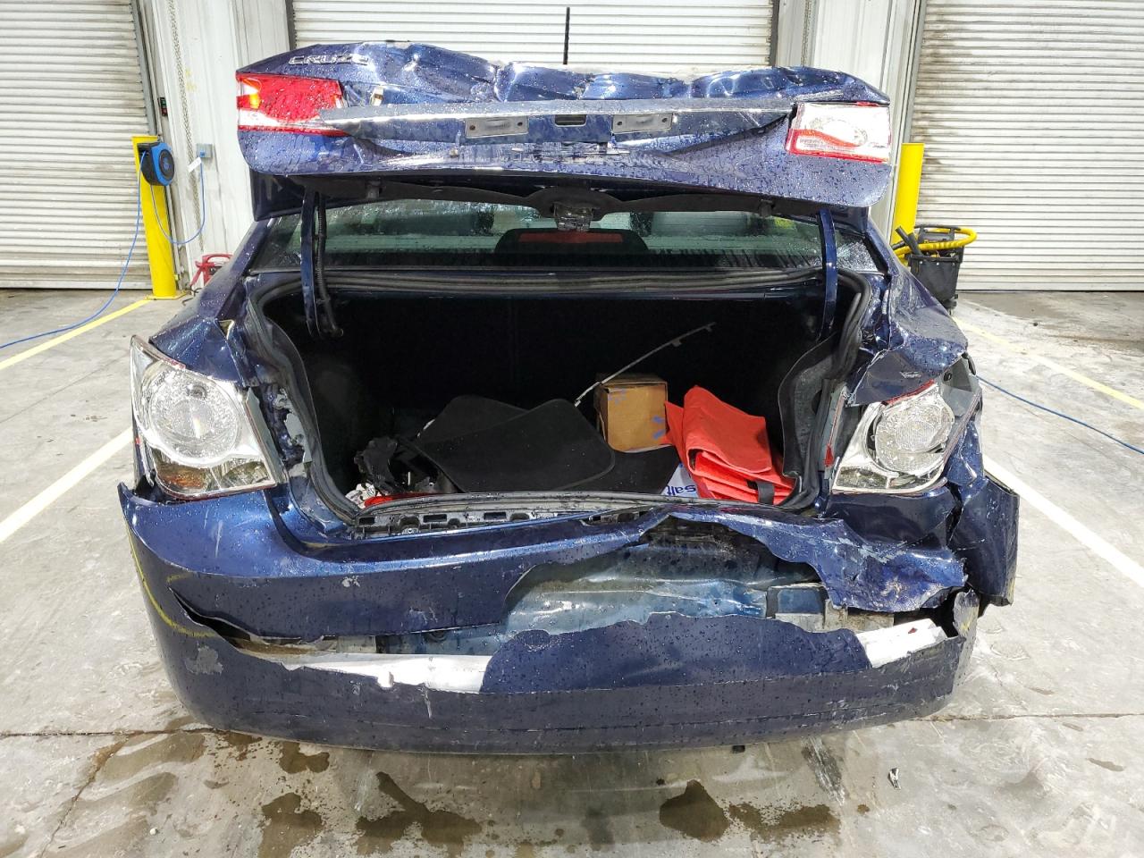 2011 CHEVROLET CRUZE LS photo 6