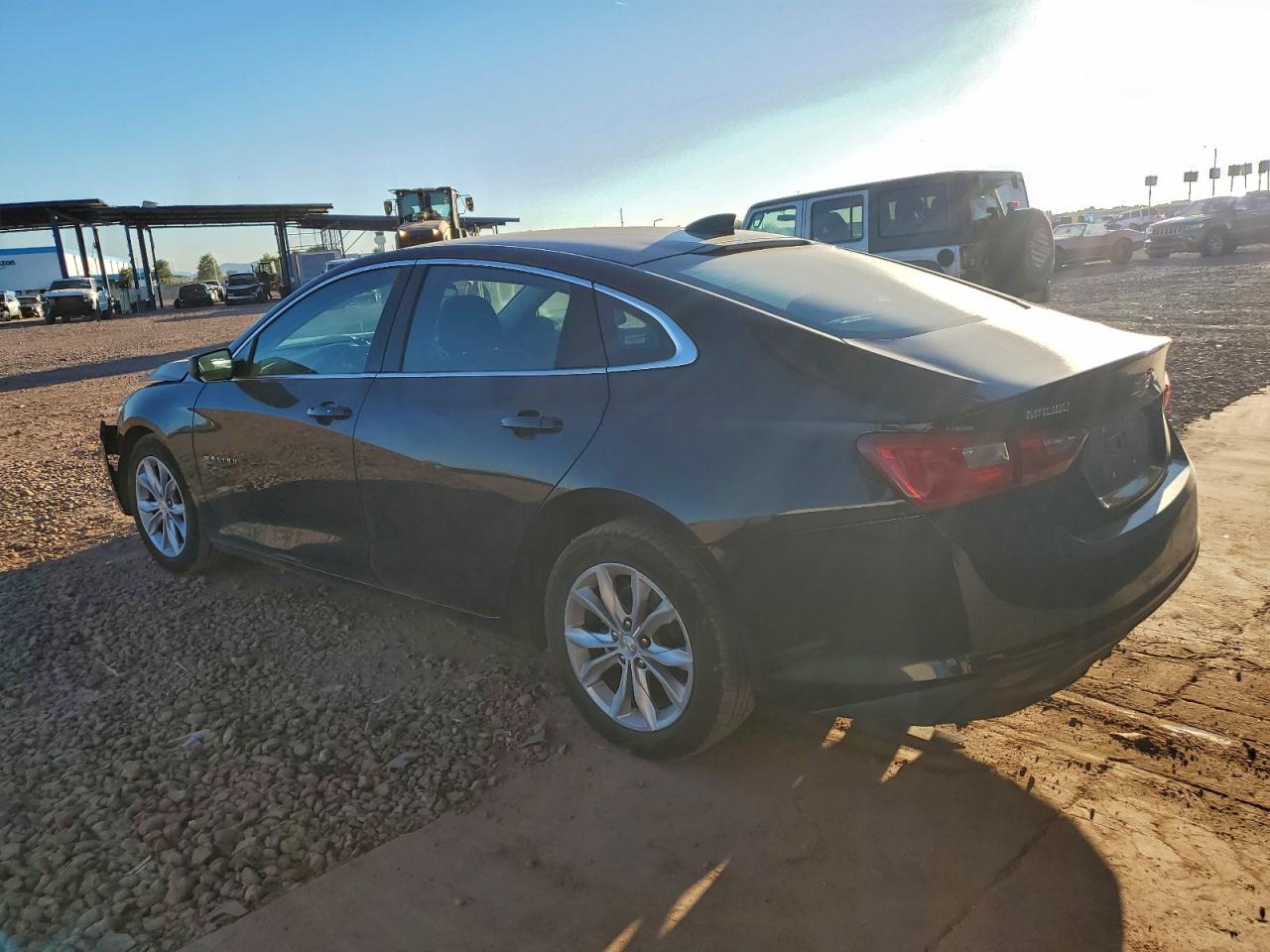 2023 CHEVROLET MALIBU LT photo 2