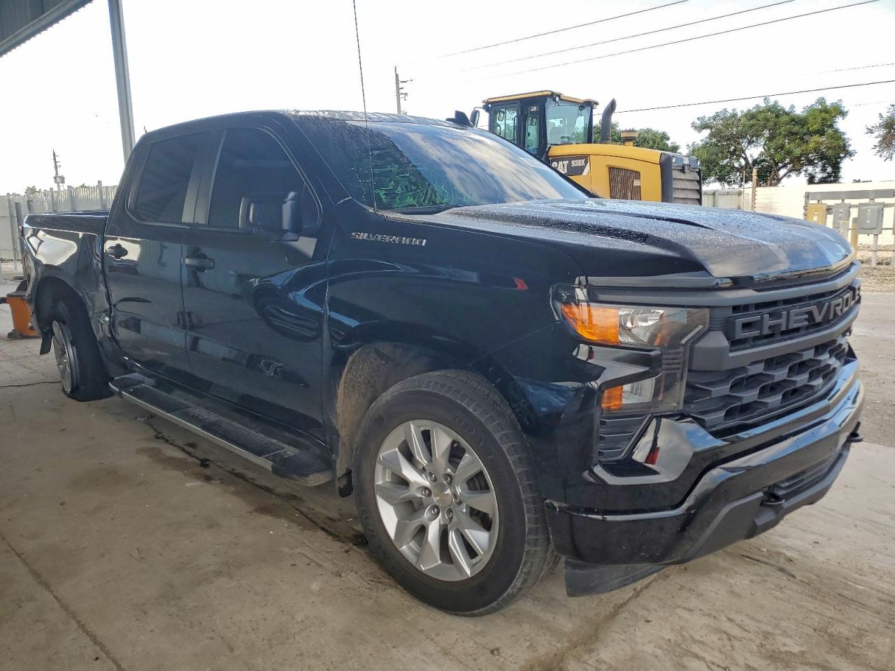 2024 CHEVROLET SILVERADO C1500 CUSTOM photo 4