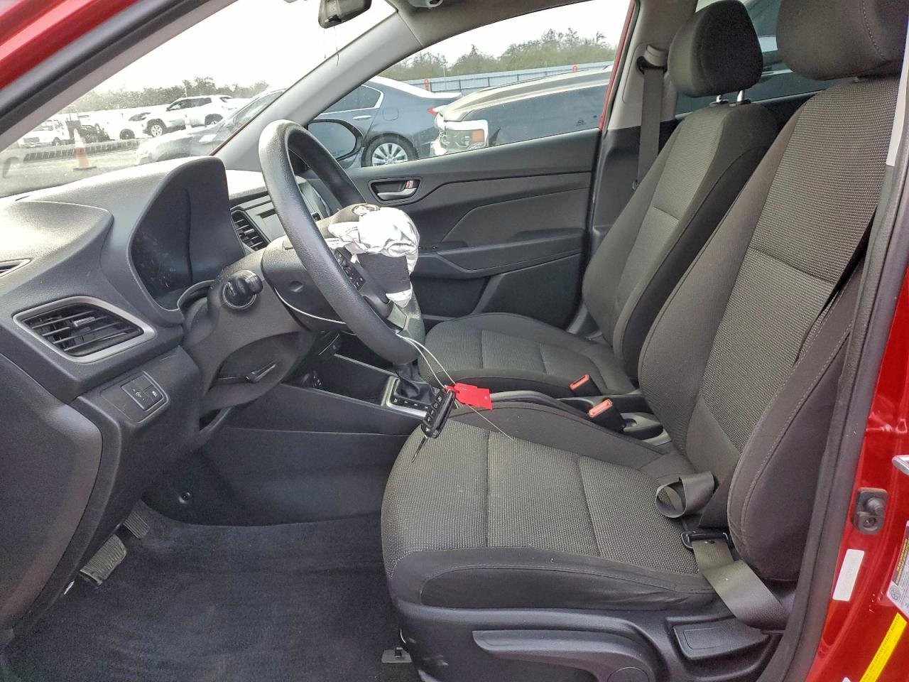 2019 HYUNDAI ACCENT SE photo 7